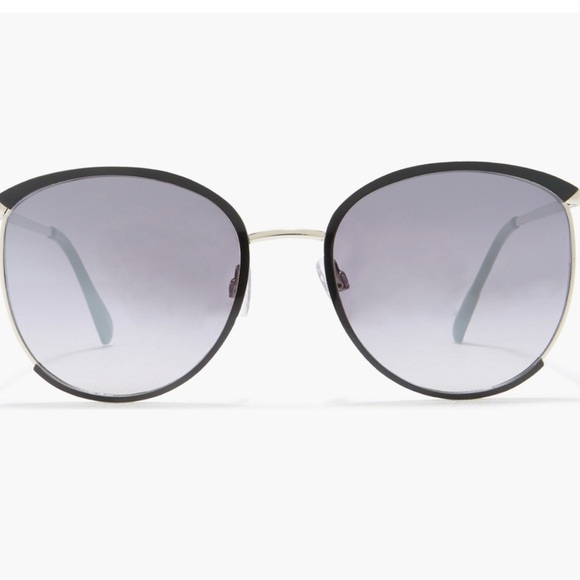 Vince Camuto Accessories - Vince Camuto Sun glasses
